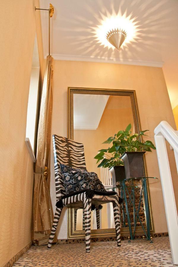 Lion Homestay Monachium Zewnętrze zdjęcie